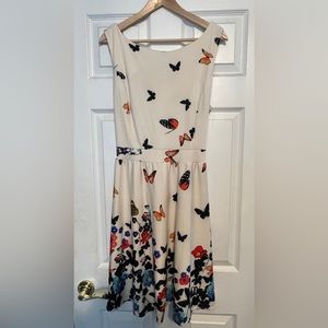 Beautiful spring/summer cocktail dress w butterflies
